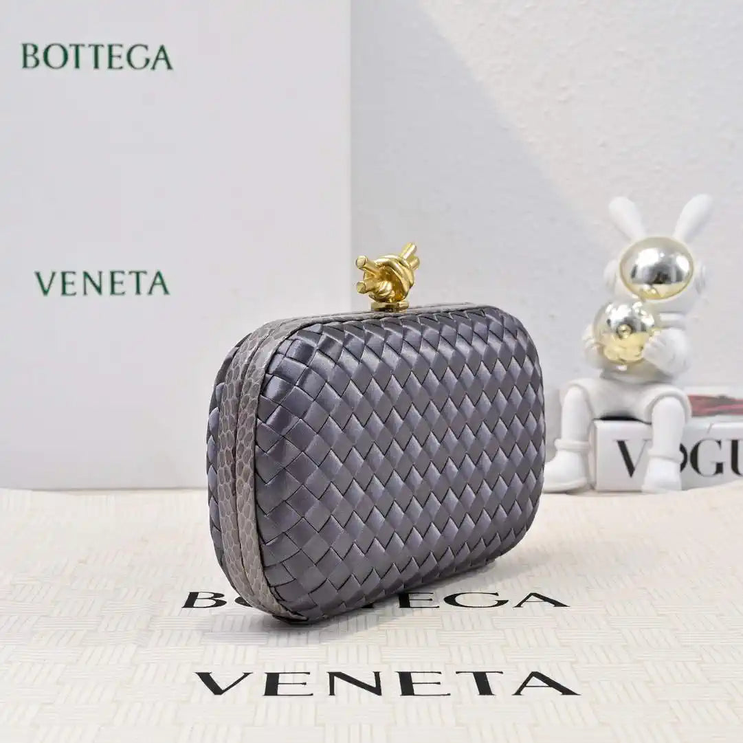 Bottega Veneta BV 717622V01D12929 Knot BV10126