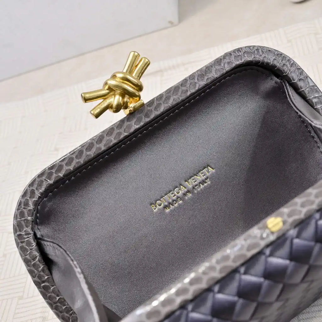 Bottega Veneta BV 717622V01D12929 Knot BV10126