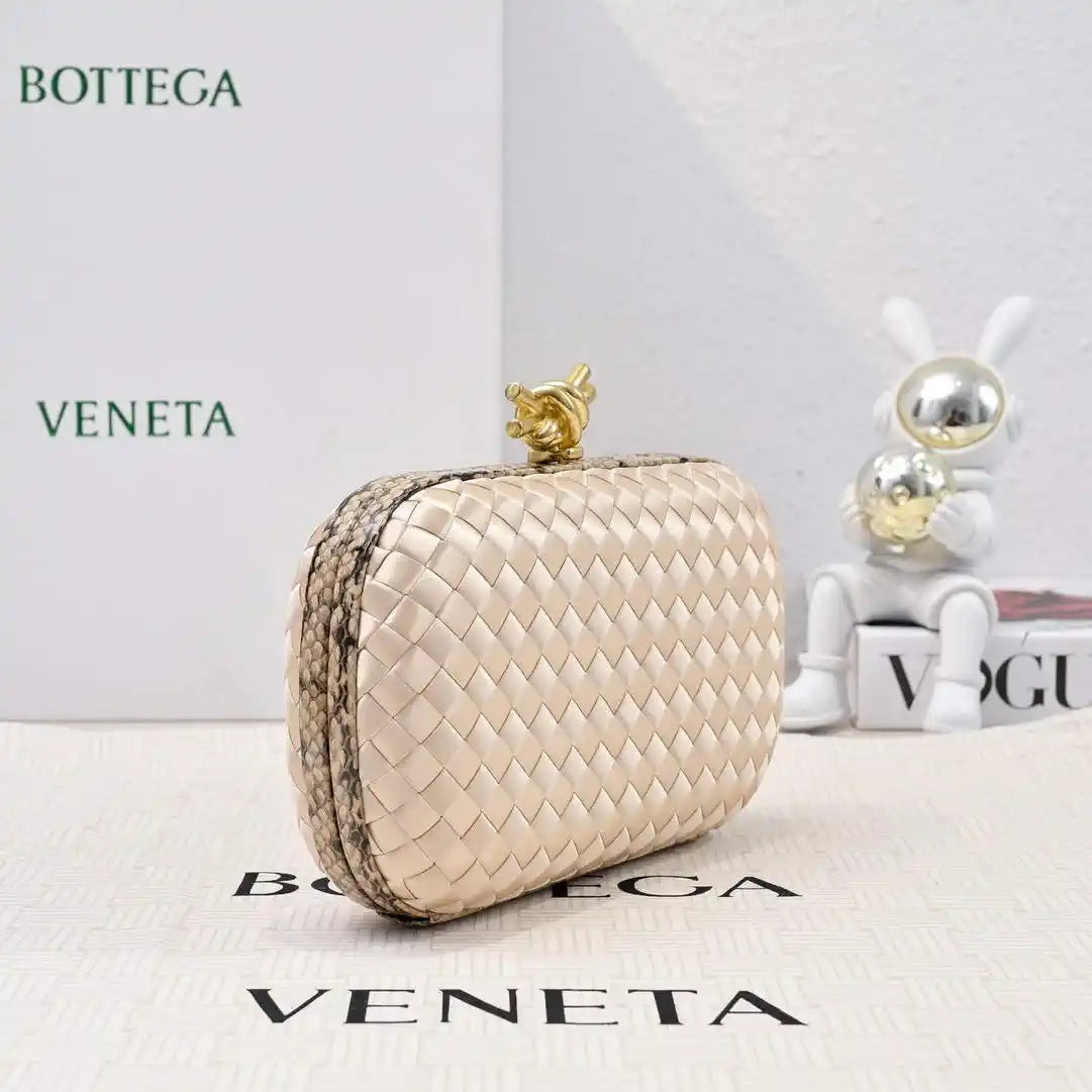 Bottega Veneta BV 717622V01D12929 Knot BV10132