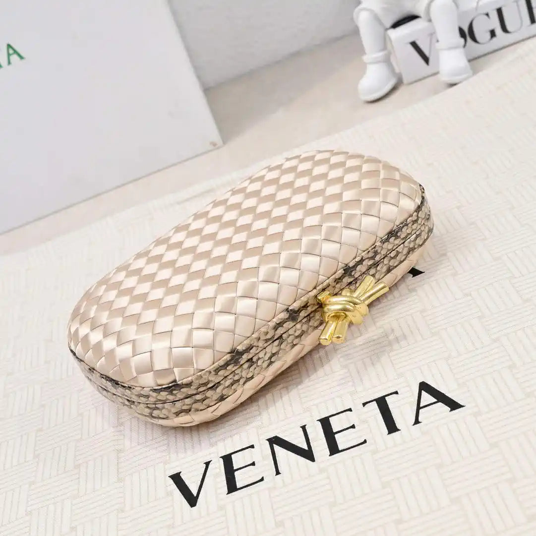 Bottega Veneta BV 717622V01D12929 Knot BV10132