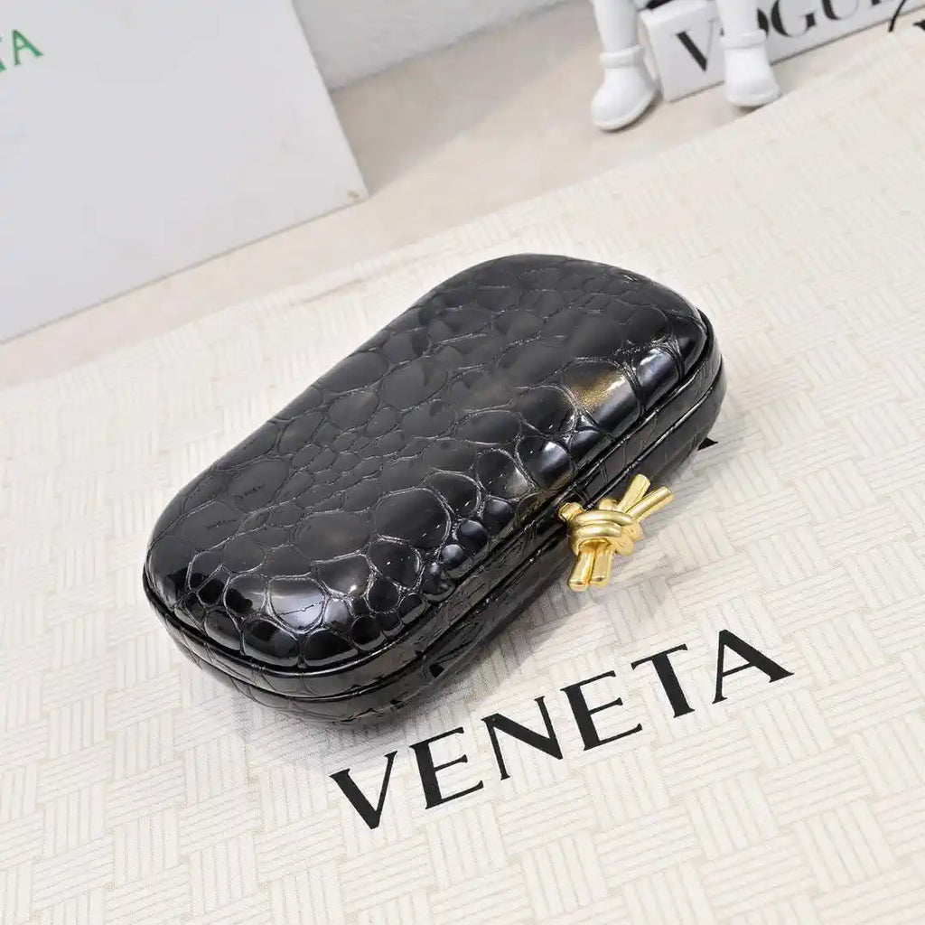 Bottega Veneta BV 717622V01D12929 Knot Pearlescent crocodile pattern BV10140