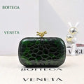 Bottega Veneta BV 717622V01D12929 Knot Pearlescent crocodile pattern BV10141