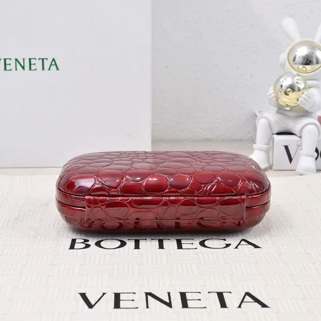 Bottega Veneta BV 717622V01D12929 Knot Pearlescent crocodile pattern BV10143