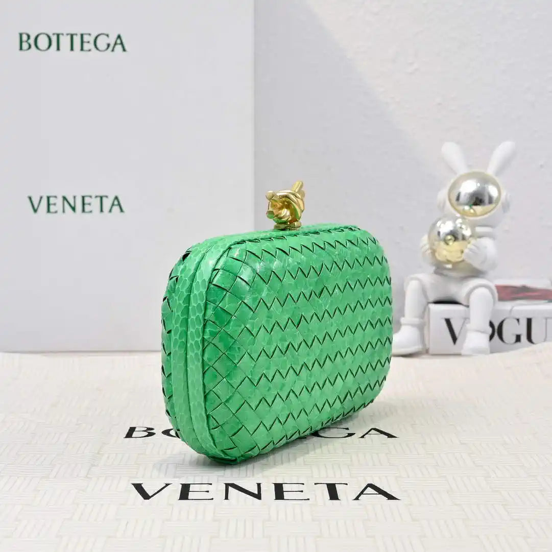 Bottega Veneta BV 717622V01D12929 Knot Snakeskin BV10136