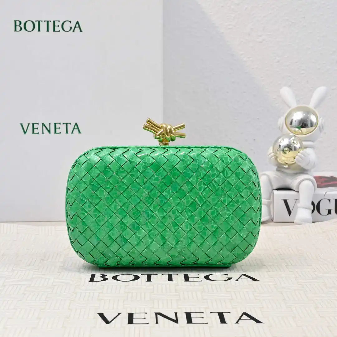 Bottega Veneta BV 717622V01D12929 Knot Snakeskin BV10136