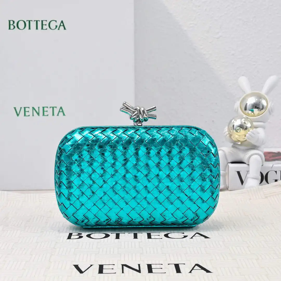 Bottega Veneta BV 717622V01D12929 Knot Snakeskin BV10138