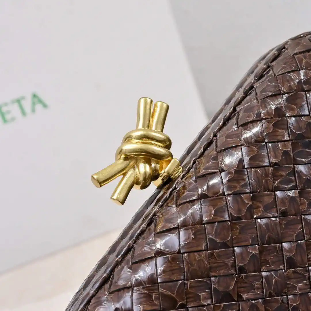 Bottega Veneta BV 717622V01D12929 Knot Snakeskin BV10135