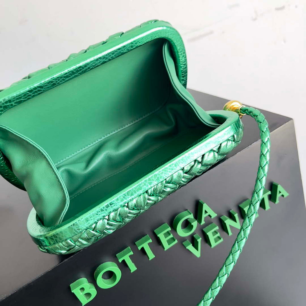 Bottega Veneta BV 717623 Knot Small Handbag With Strap BV10111