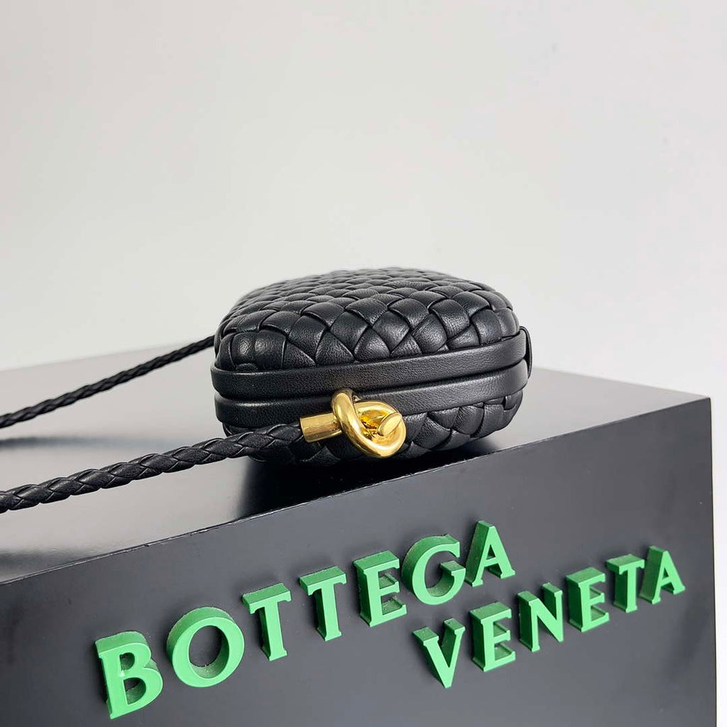 Bottega Veneta BV 717623 Knot Small Handbag With Strap BV10112