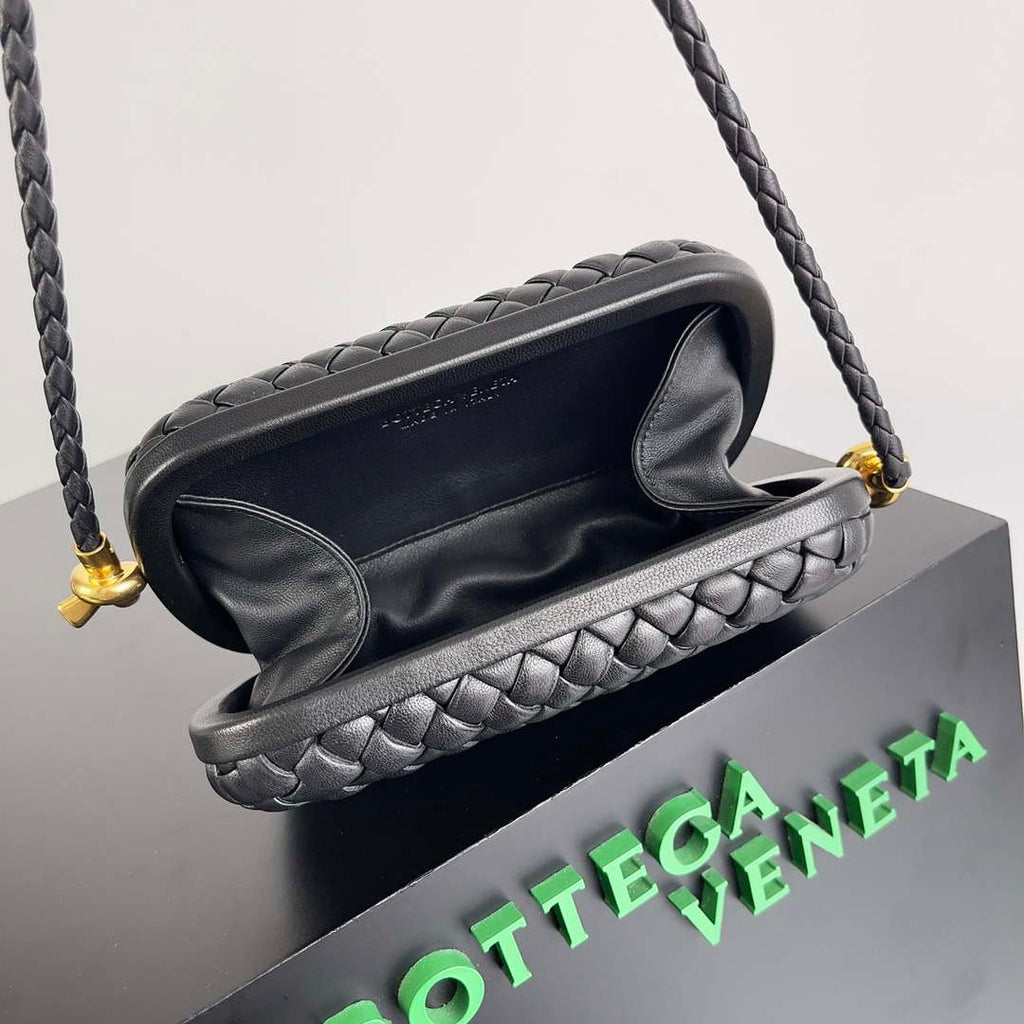 Bottega Veneta BV 717623 Knot Small Handbag With Strap BV10112