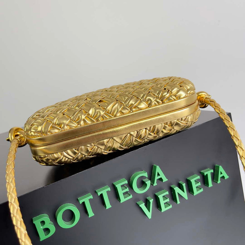 Bottega Veneta BV 717623 Knot Small Handbag With Strap BV10113
