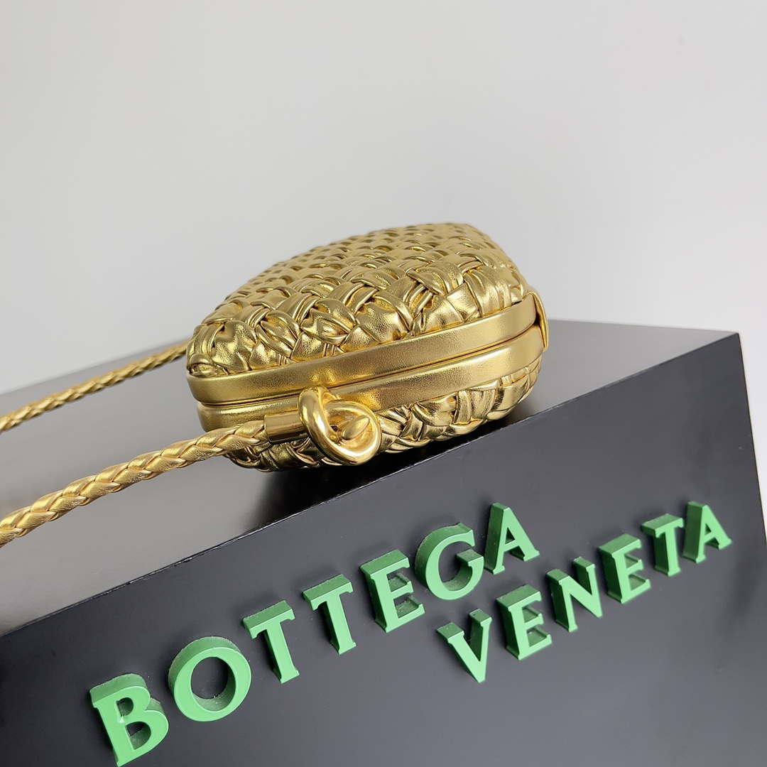 Bottega Veneta BV 717623 Knot Small Handbag With Strap BV10113