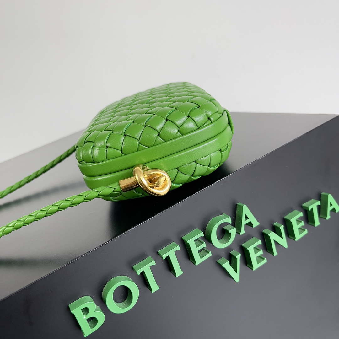 Bottega Veneta BV 717623 Knot Small Handbag With Strap BV10114