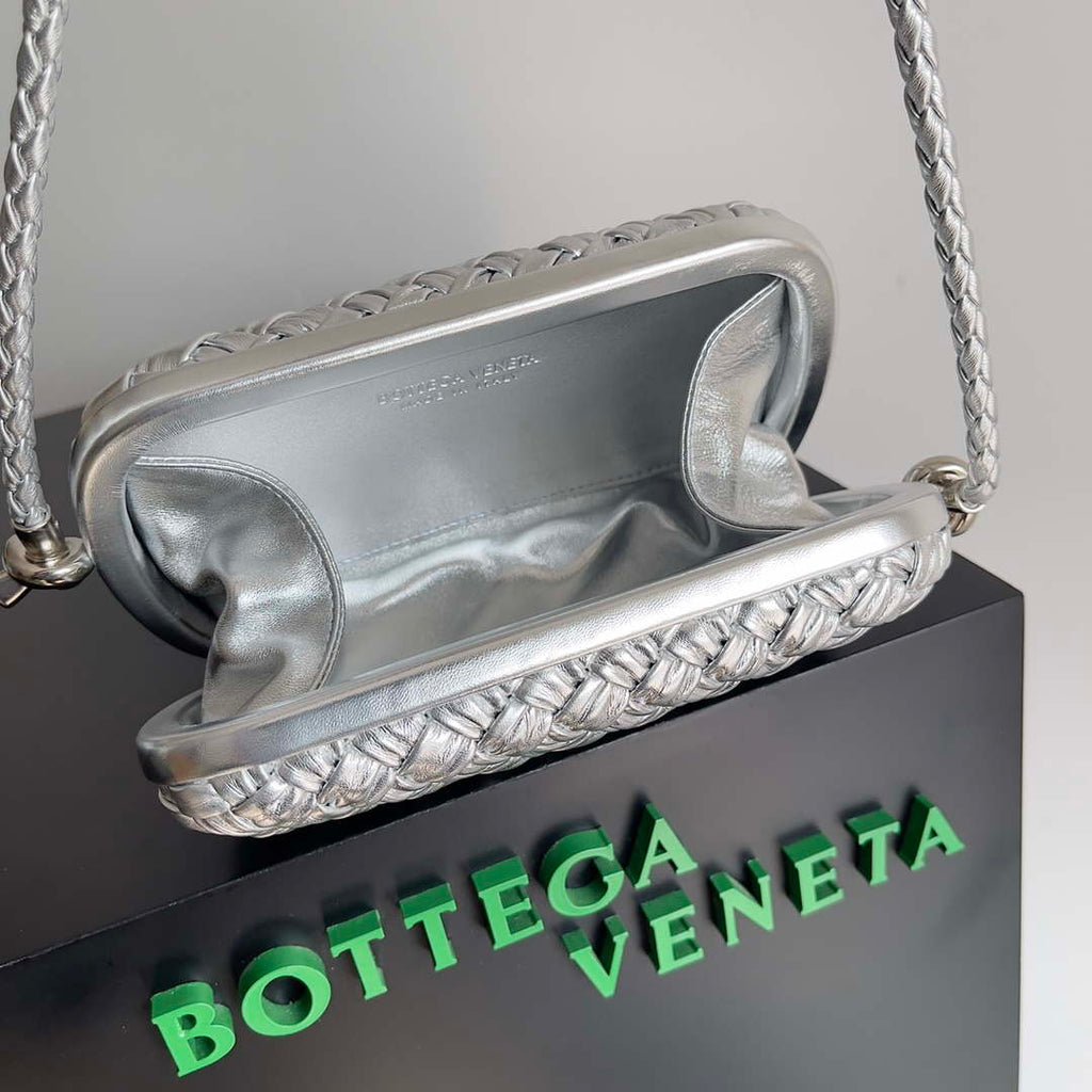 Bottega Veneta BV 717623 Knot Small Handbag With Strap BV10115