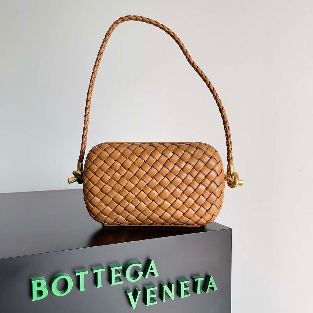 Bottega Veneta BV 717623 Knot Small Handbag With Strap BV10116