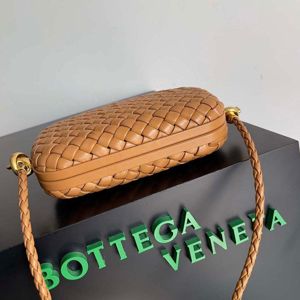 Bottega Veneta BV 717623 Knot Small Handbag With Strap BV10116