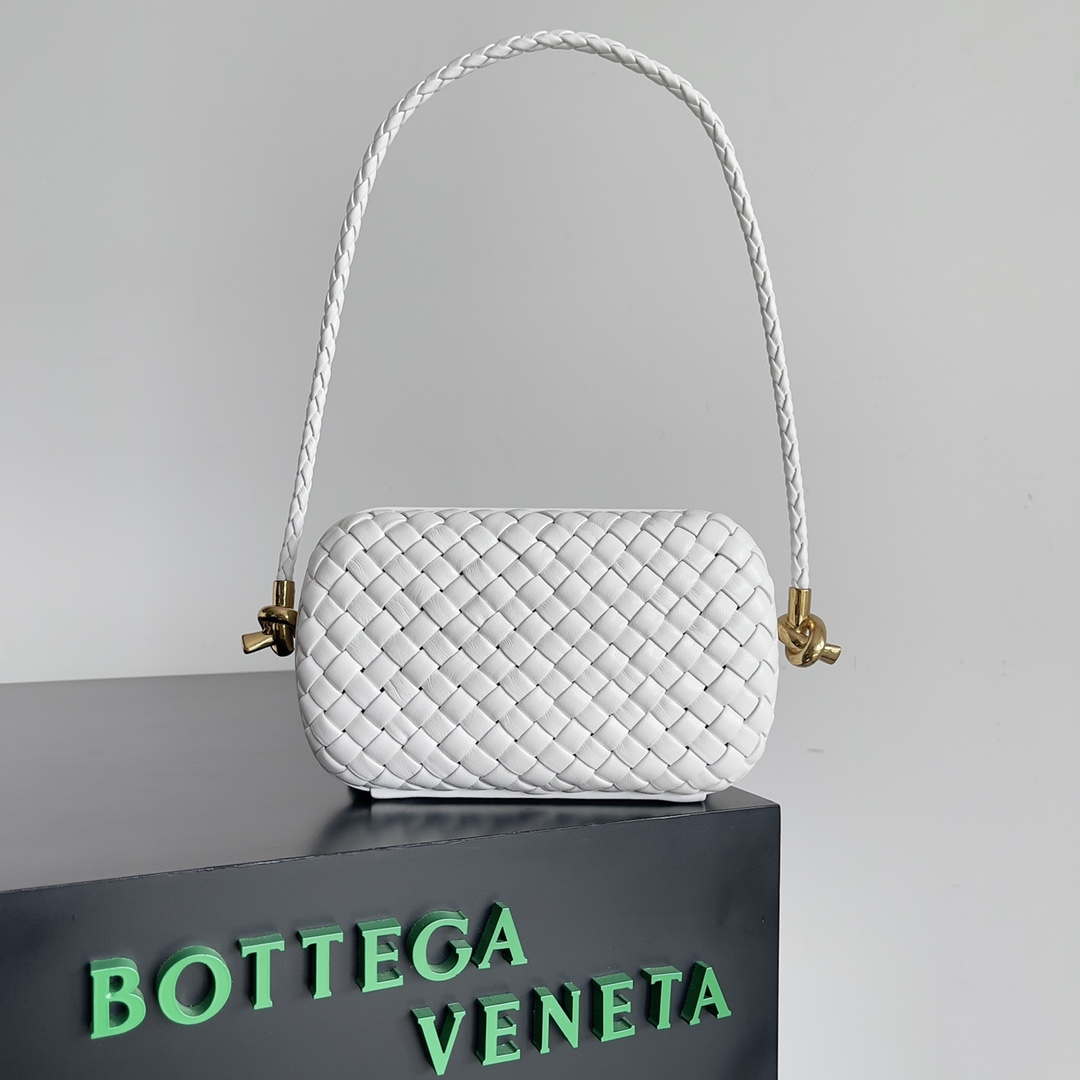 Bottega Veneta BV 717623 Knot Small Handbag With Strap BV10117