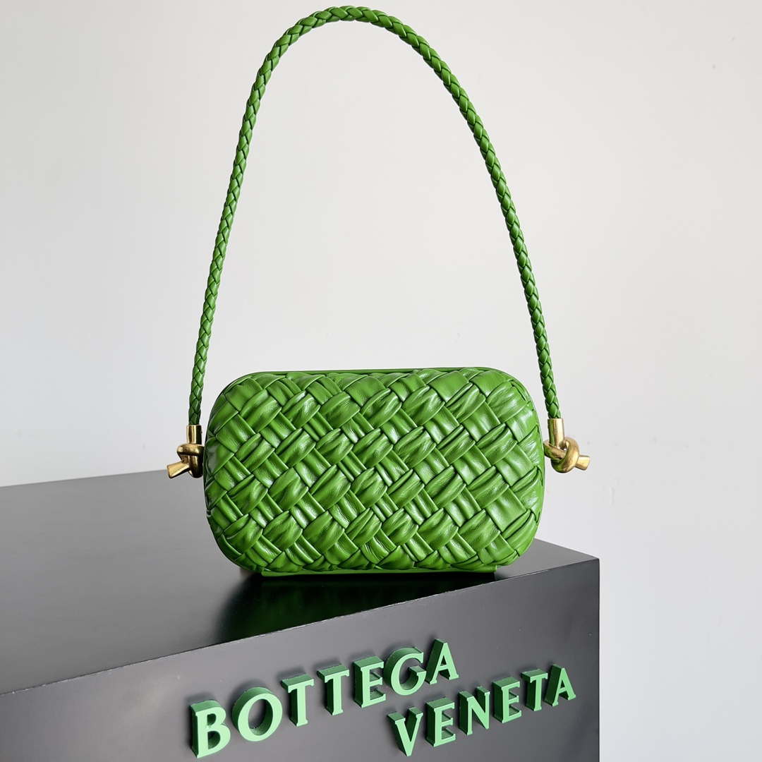 Bottega Veneta BV 717623 Knot Small Handbag With Strap BV10118