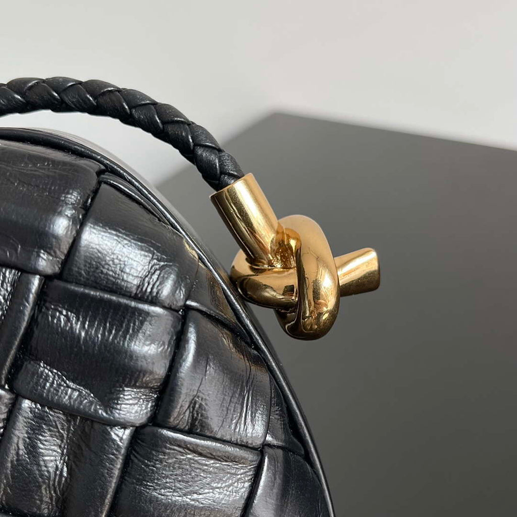 Bottega Veneta BV 717623 Knot Small Handbag With Strap BV10121