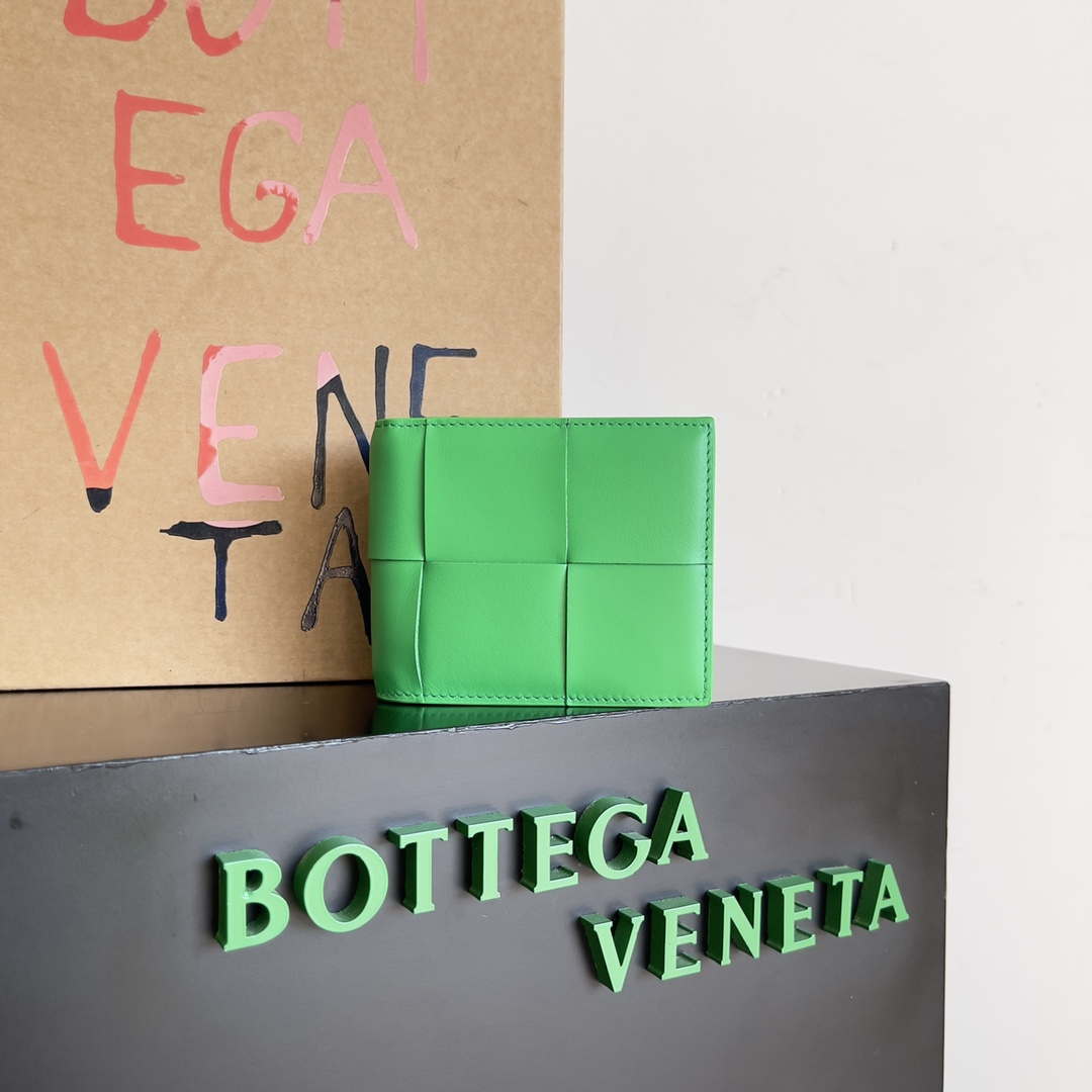 Bottega Veneta BV 740261 Bi-Fold Wallet With Coin Purse BV70074 - Default Title - View 1