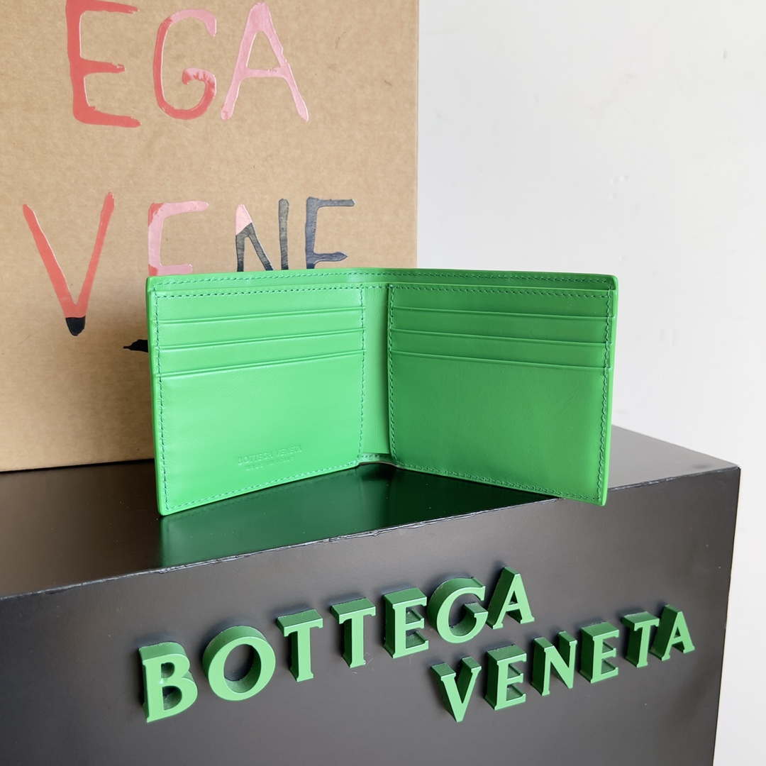 Bottega Veneta BV 740261 Bi-Fold Wallet With Coin Purse BV70074 - Default Title - View 7