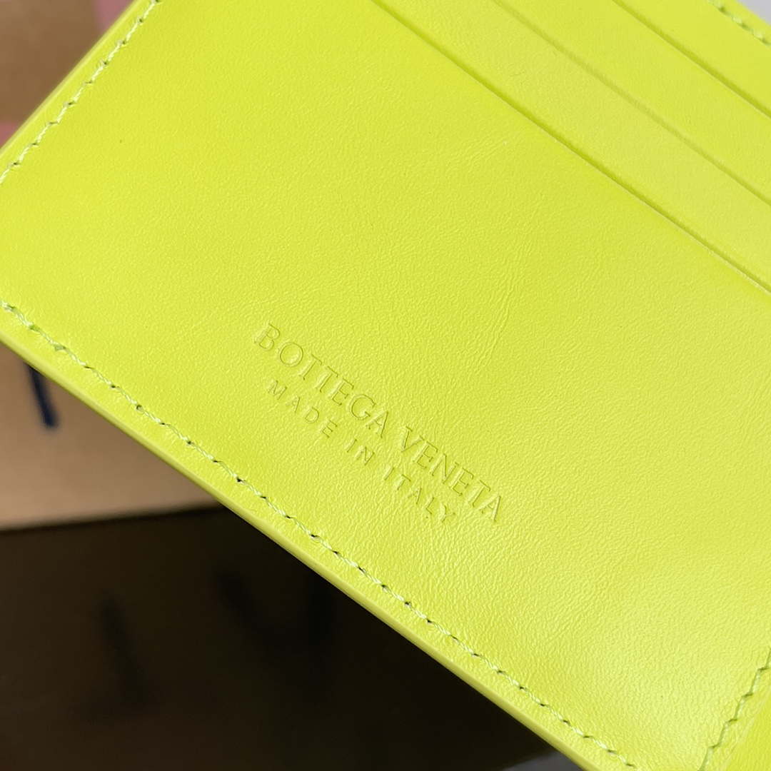 Bottega Veneta BV 740261 Bi-Fold Wallet With Coin Purse BV70075