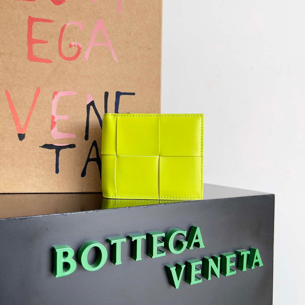 Bottega Veneta BV 740261 Bi-Fold Wallet With Coin Purse BV70075