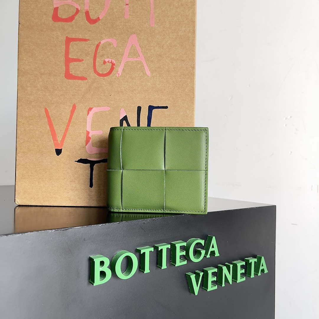 Bottega Veneta BV 740261 Bi-Fold Wallet With Coin Purse BV70078 - Default Title - View 1
