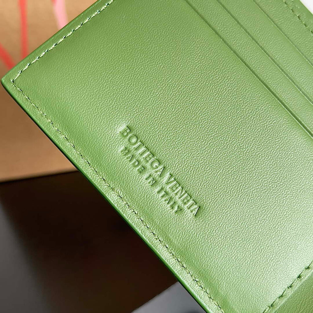Bottega Veneta BV 740261 Bi-Fold Wallet With Coin Purse BV70078