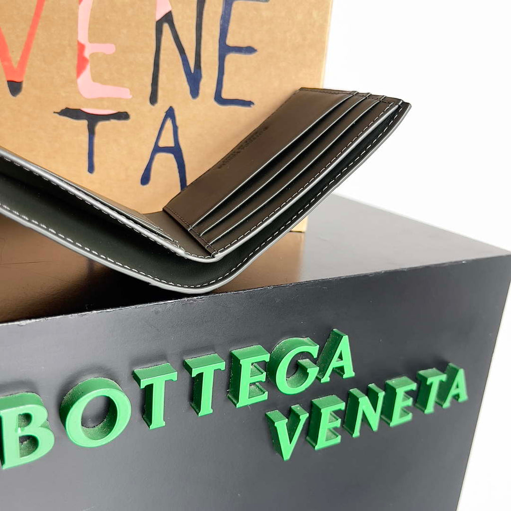 Bottega Veneta BV 740261 Bi-Fold Wallet With Coin Purse BV70079