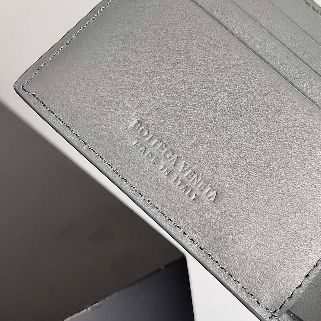 Bottega Veneta BV 740261 Bi-Fold Wallet With Coin Purse BV70080