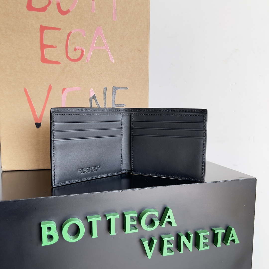Bottega Veneta BV 740261 Bi-Fold Wallet With Coin Purse BV70082 - Default Title - View 7