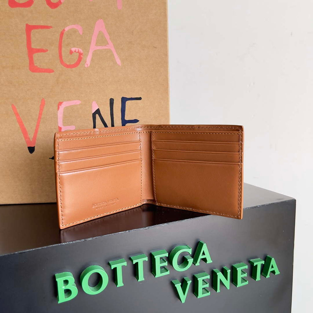 Bottega Veneta BV 740261 Bi-Fold Wallet With Coin Purse BV70083