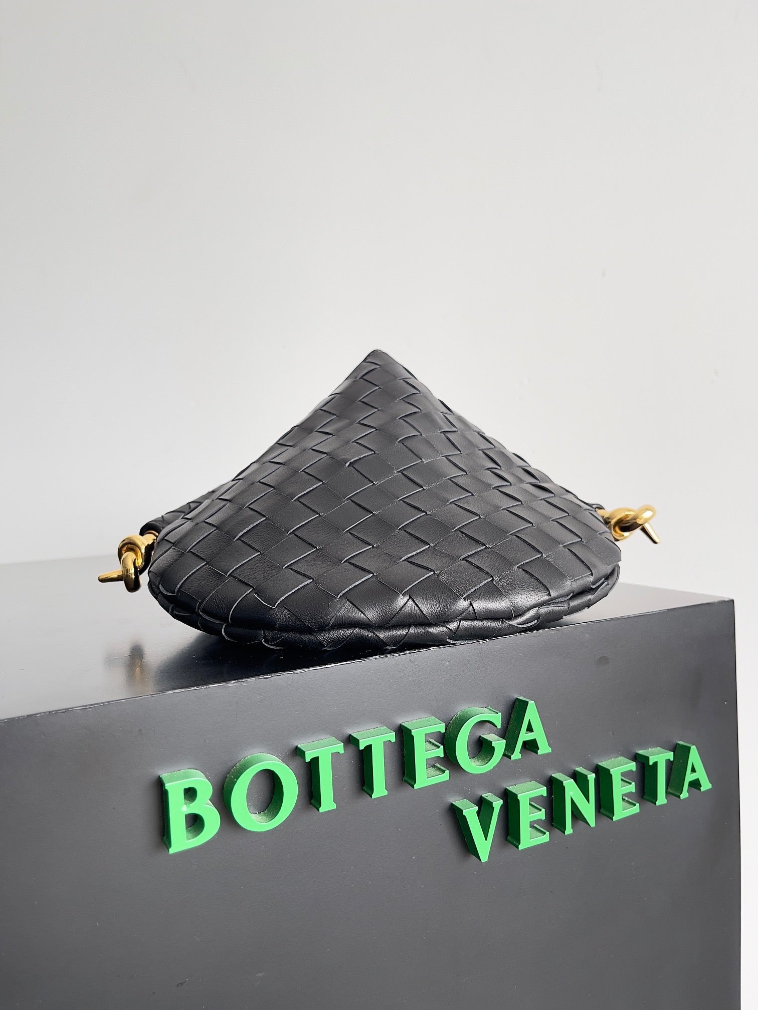 Bottega Veneta BV 740898VCPP19092 Small Solstice Black