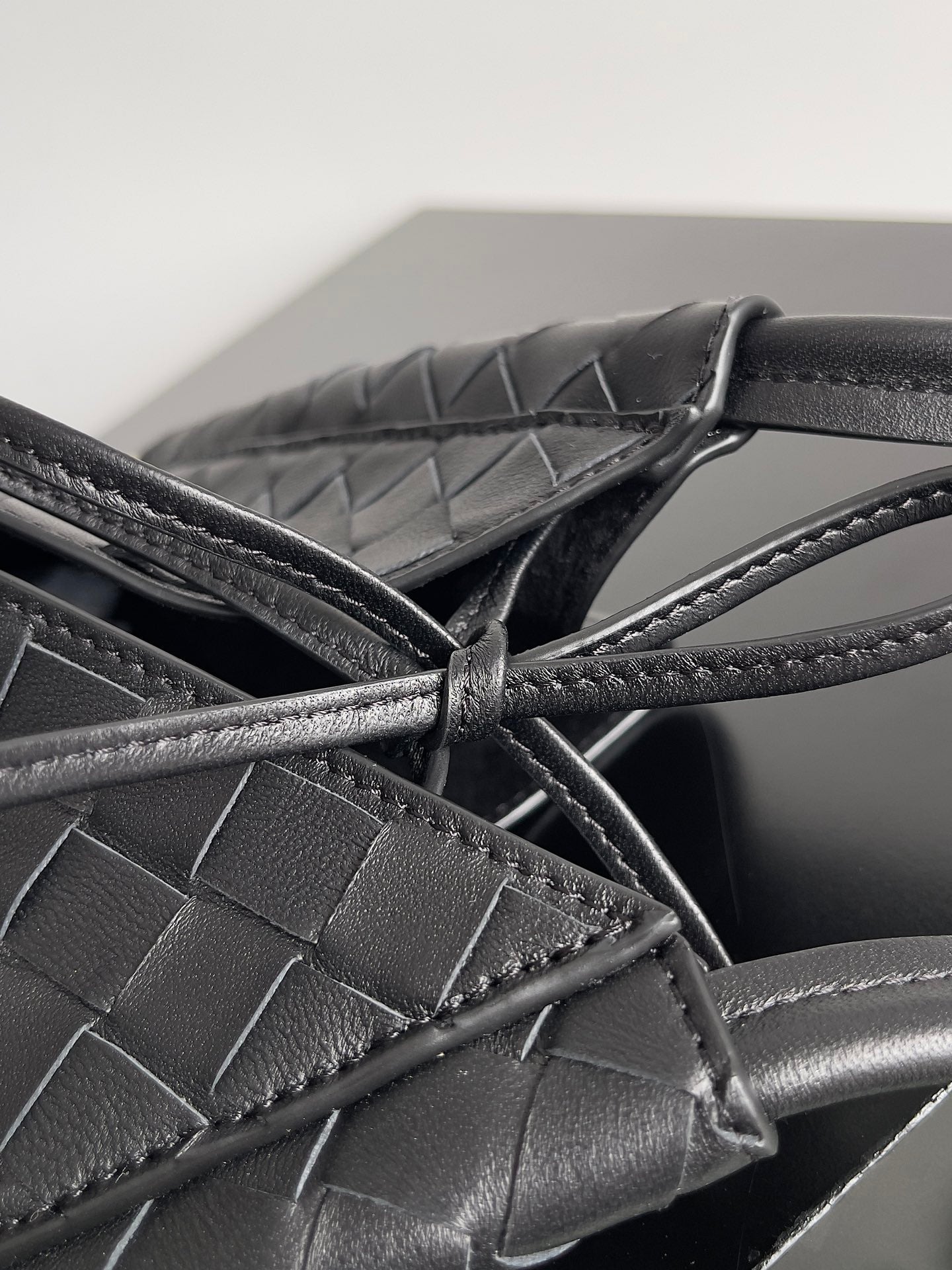 Bottega Veneta BV 740898VCPP19092 Small Solstice Black