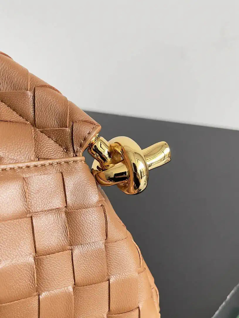 Bottega Veneta BV 740898VCPP19092 Small Solstice Brown