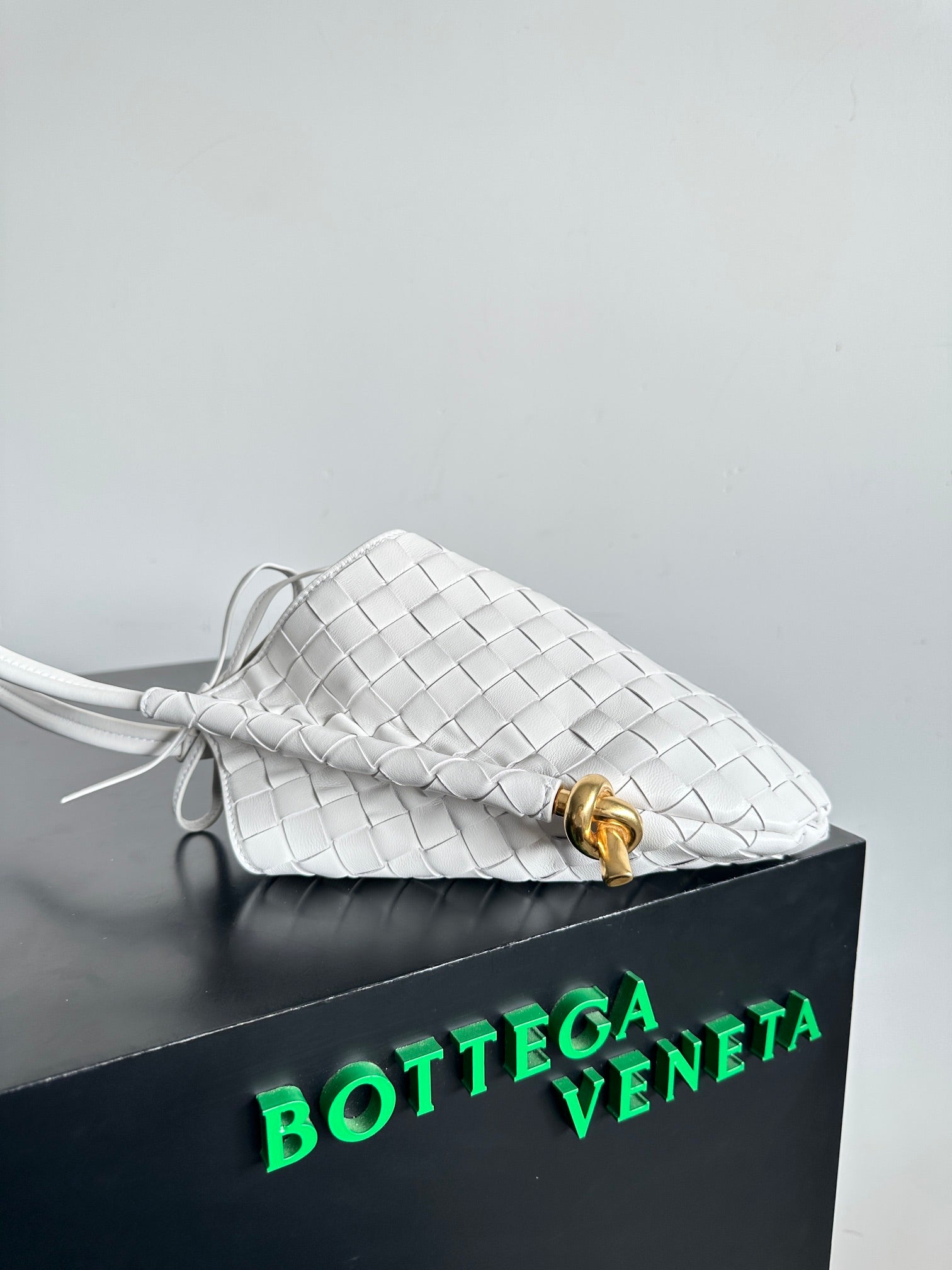 Bottega Veneta BV 740898VCPP19092 Small Solstice White