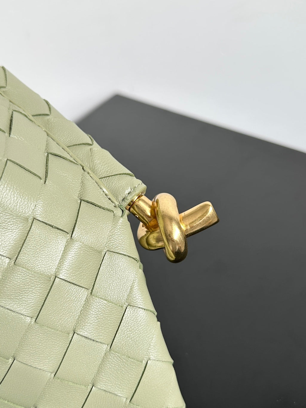 Bottega Veneta BV 740898VCPP19092 Small Solstice ligth green