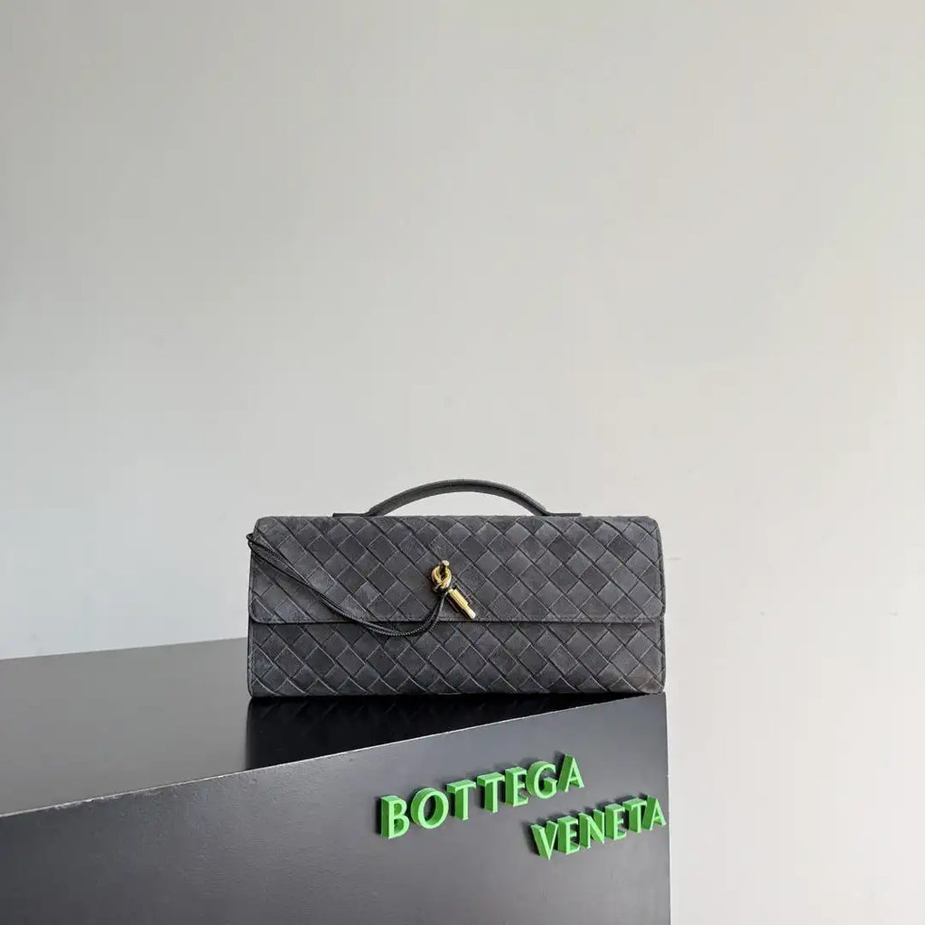Bottega Veneta BV 741511 Andiamo Clutch Bv99040