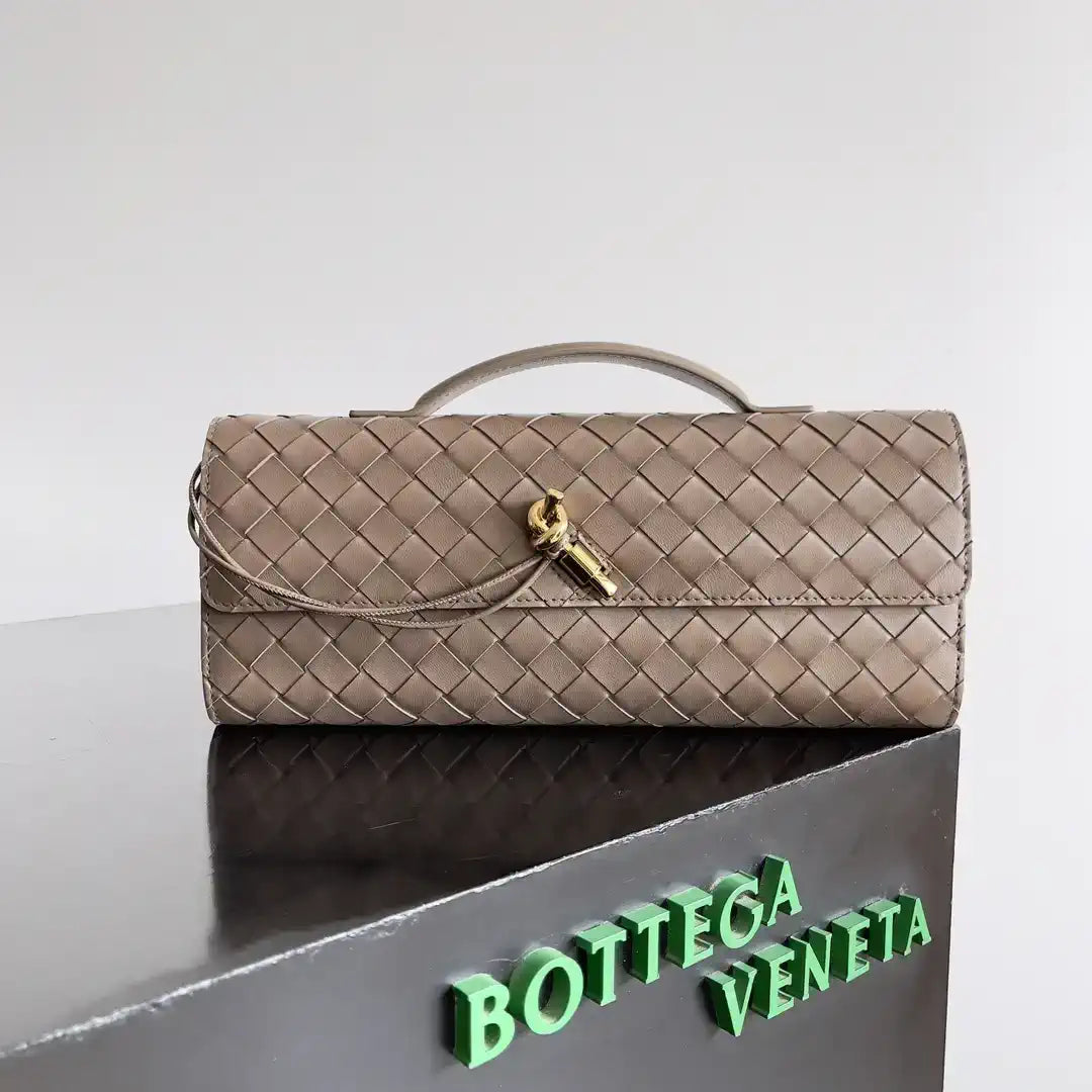 Bottega Veneta BV 741511 Long Clutch Andiamo With Handle Bv99000