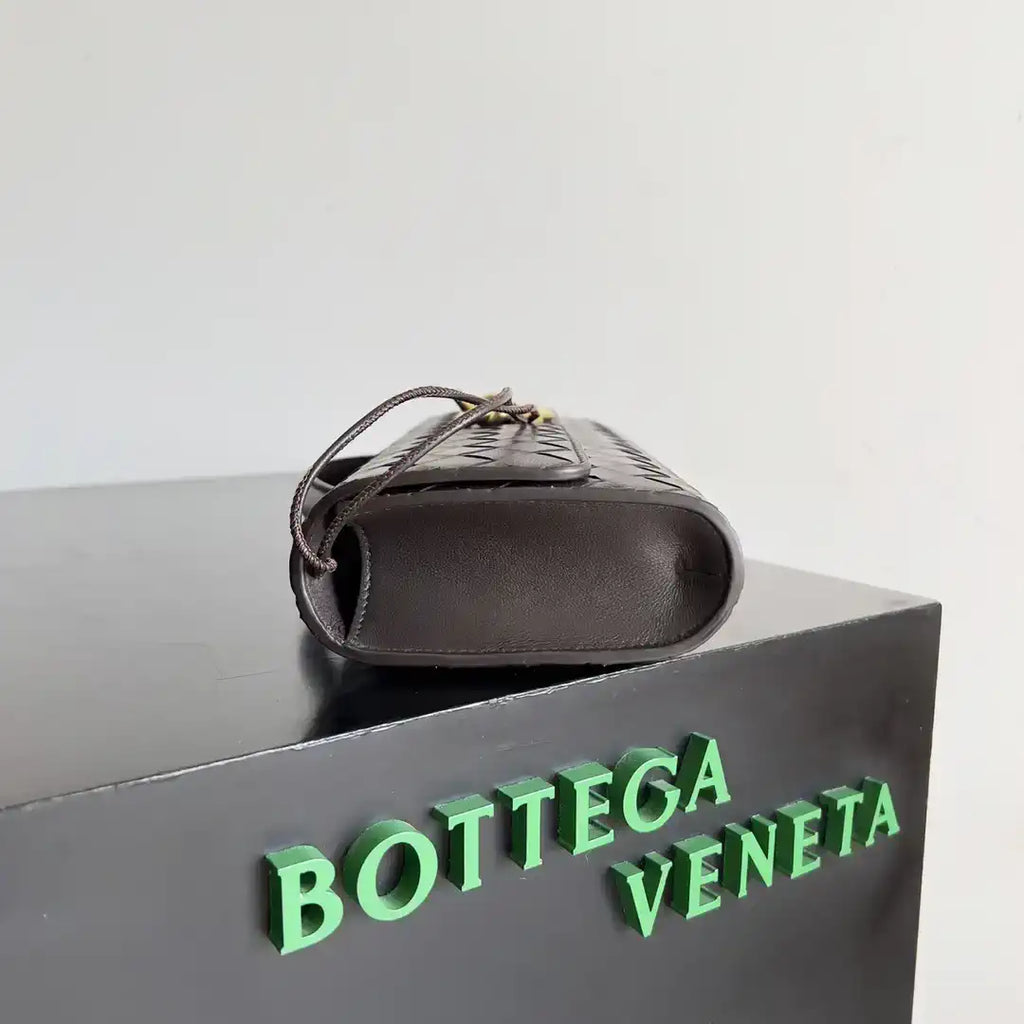 Bottega Veneta BV 741511 Long Clutch Andiamo With Handle Bv99012