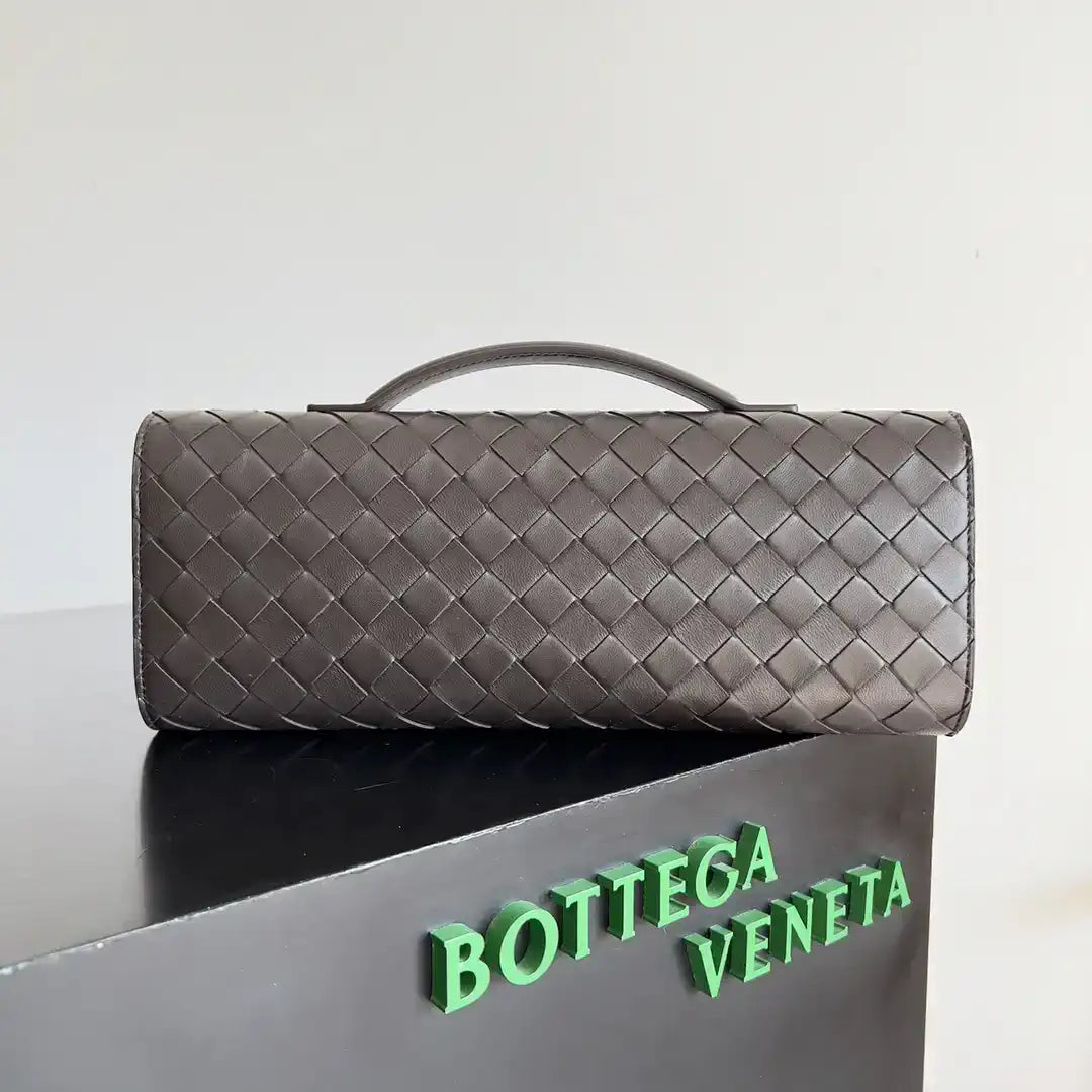 Bottega Veneta BV 741511 Long Clutch Andiamo With Handle Bv99012