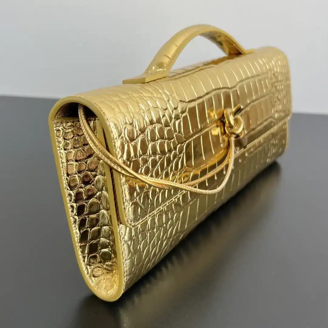 Bottega Veneta BV 741511 Long Clutch Andiamo With Handle Bv99013