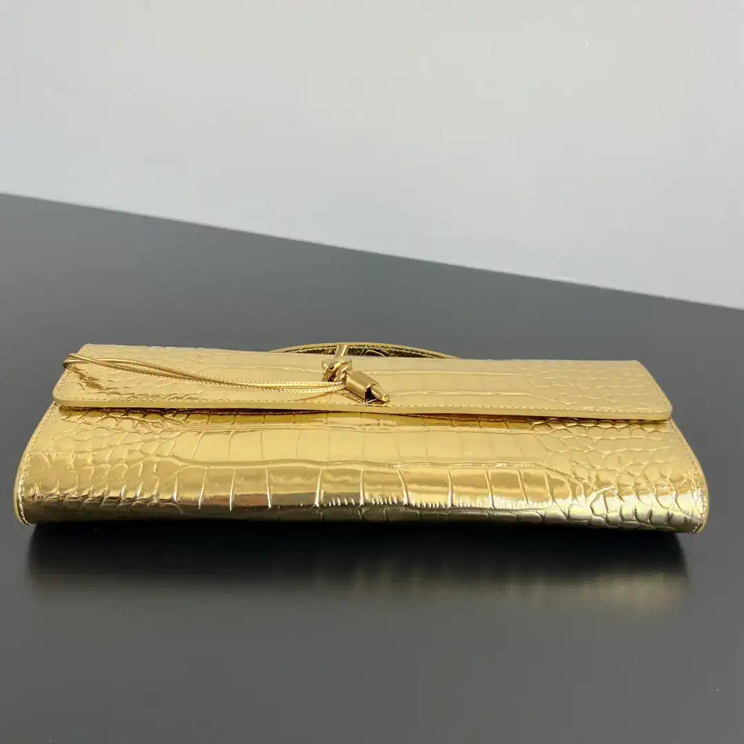 Bottega Veneta BV 741511 Long Clutch Andiamo With Handle Bv99013