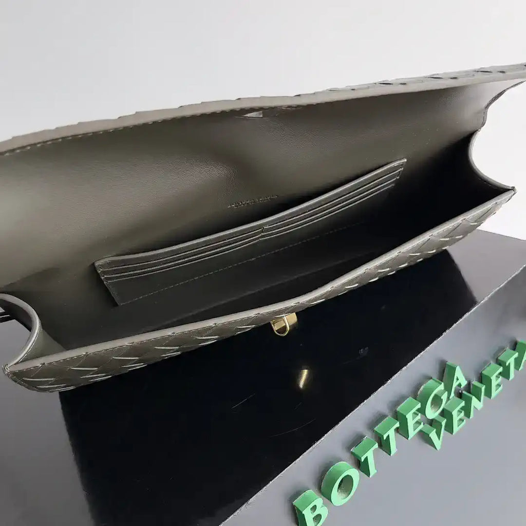 Bottega Veneta BV 741511 Long Clutch Andiamo With Handle Bv99001