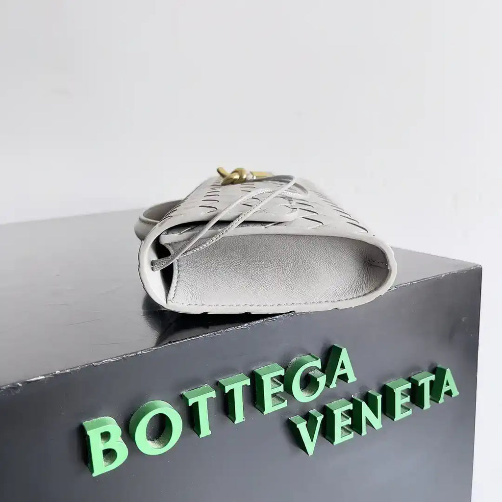 Bottega Veneta BV 741511 Long Clutch Andiamo With Handle Bv99002