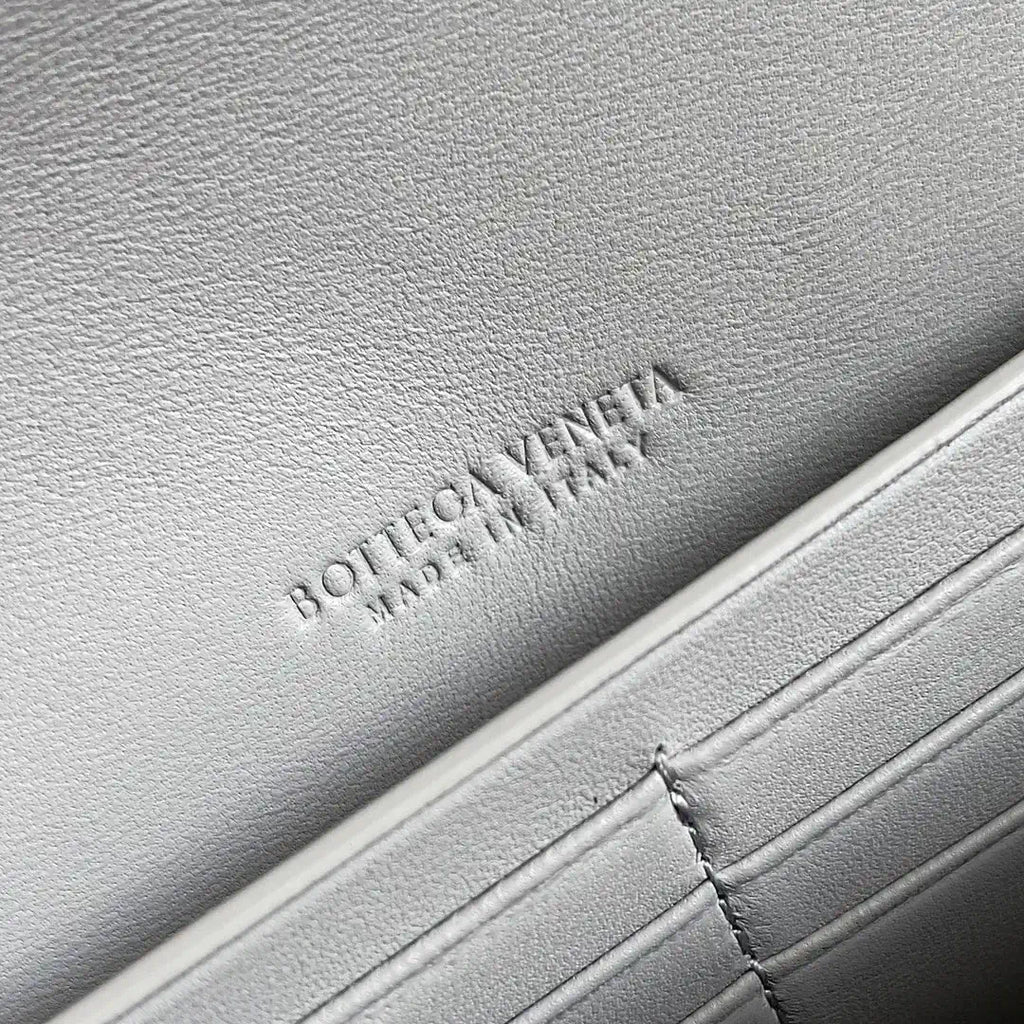 Bottega Veneta BV 741511 Long Clutch Andiamo With Handle Bv99002