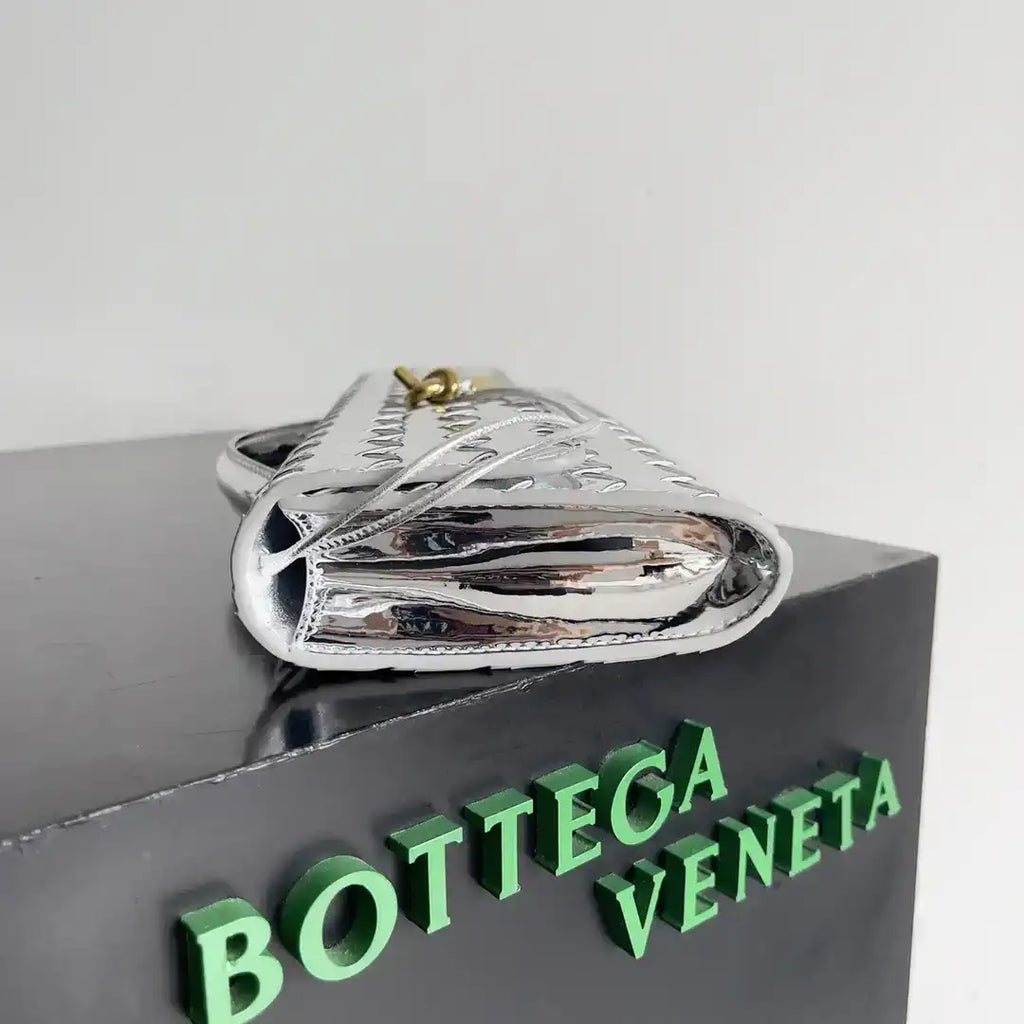 Bottega Veneta BV 741511 Long Clutch Andiamo With Handle Bv99005