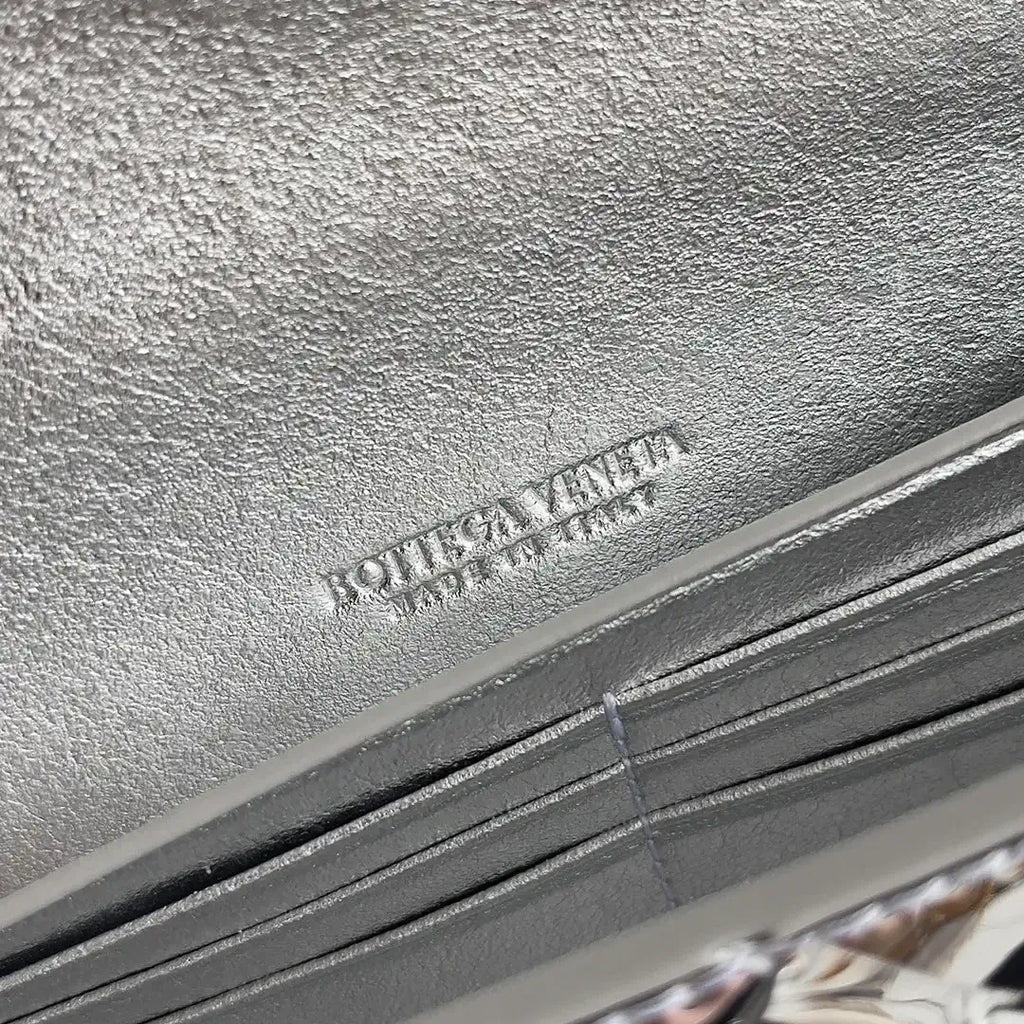 Bottega Veneta BV 741511 Long Clutch Andiamo With Handle Bv99005