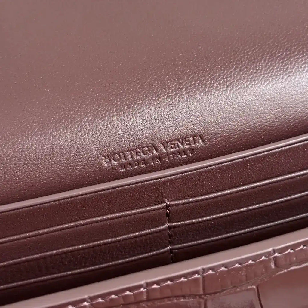 Bottega Veneta BV 741511 Long Clutch Andiamo With Handle Bv99008